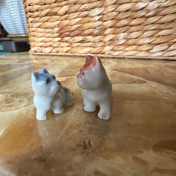 Tiny Porcelain Dog Pair: Vintage - Picture 2 of 6